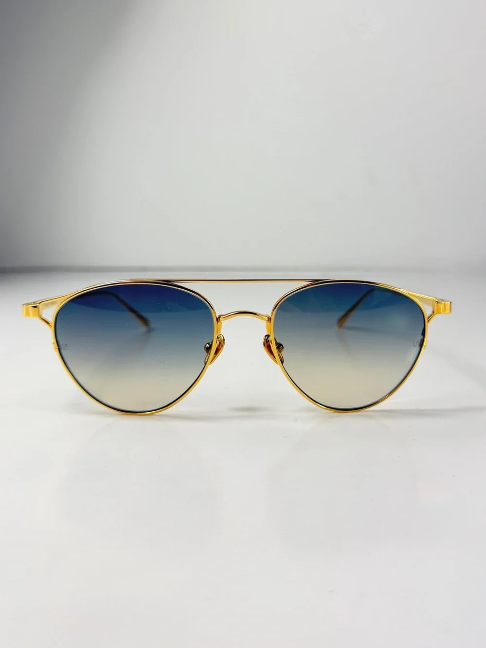 Linda Farrow Omar Aviator Sunglasses Gold Blue LFL804 C7 Titanium NWT Full Set